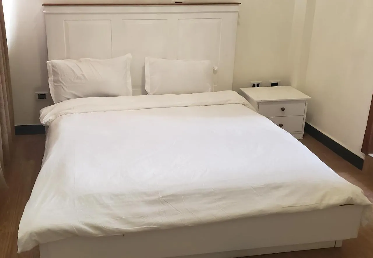Zara Hotel contacts